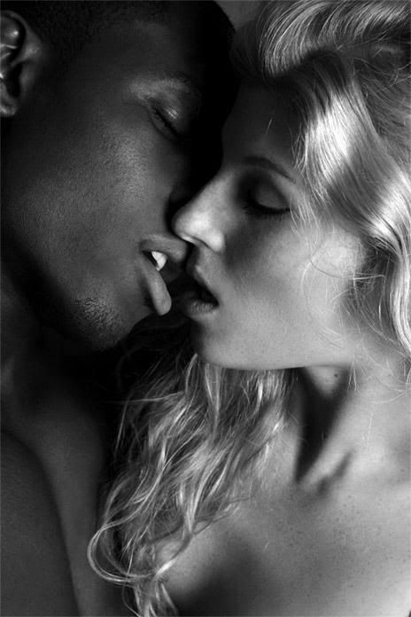 InterRacial Kiss Pictures, Images and Photos